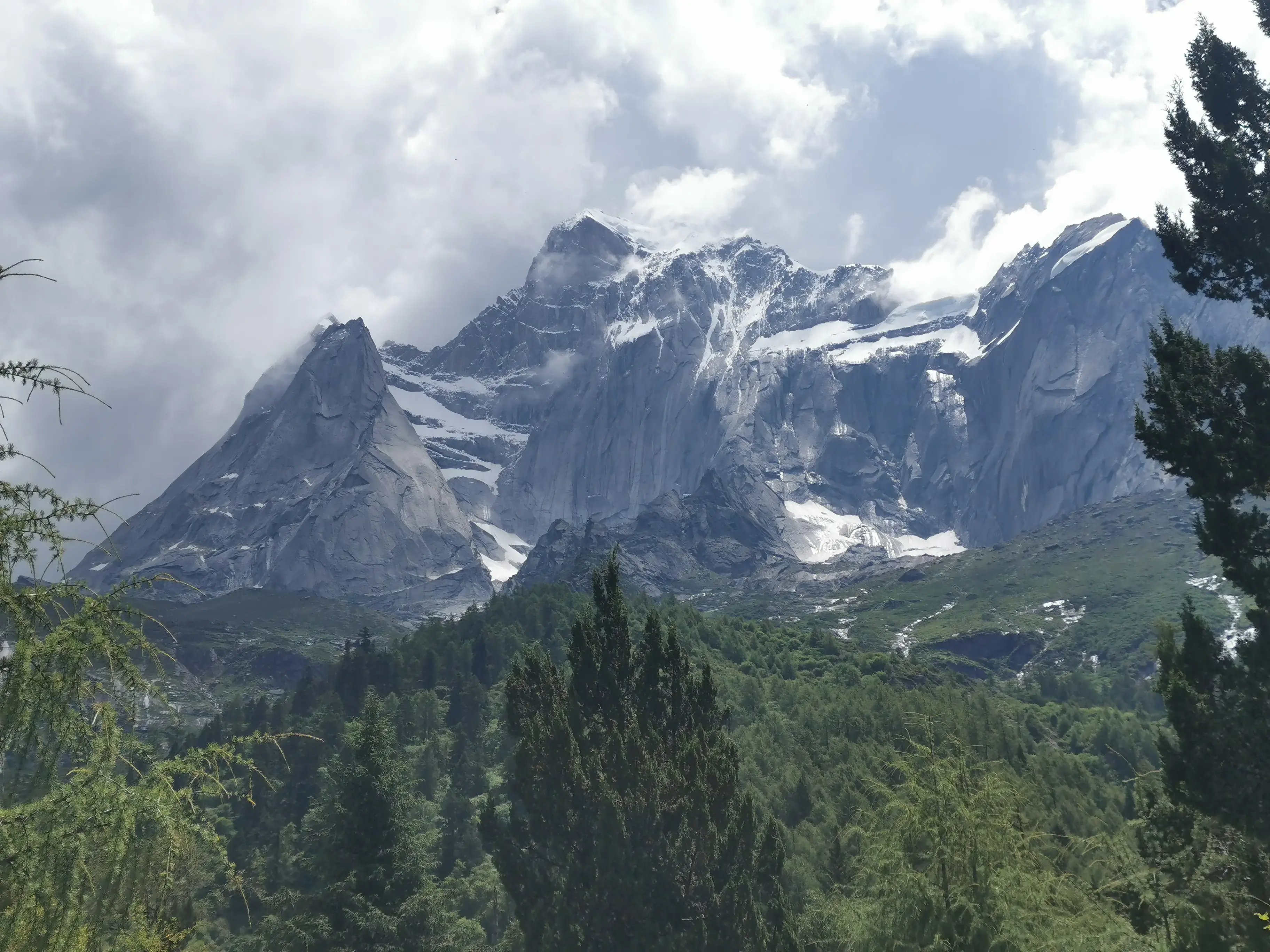 /img/四姑娘山.zh-cn-20250730171322009.webp /img/四姑娘山.zh-cn-20250730171322009.webp